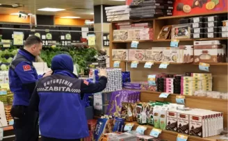 Zabıtadan çikolata baskını