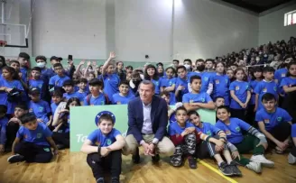 Zeytinburnu Kış Spor Okulları Kapanış Programı gerçekleştirildi
