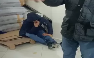 Zeytinburnu’nda evlere giren hırsızlara meydan dayağı
