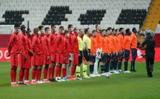 Ziraat Türkiye Kupası: Beşiktaş: 2 - Medipol Başakşehir: 0 (Maç devam ediyor)
