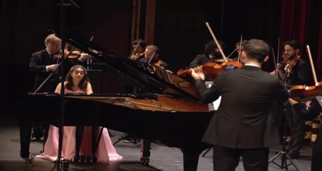12 yaşındaki piyanist iki konserle sahnede