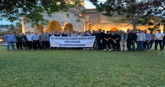 15 Temmuz ruhu dimdik ayakta!
