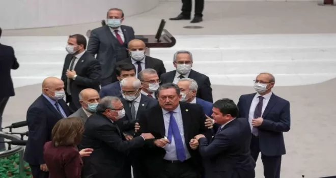 2022 bütçe görüşmelerinde tansiyon yükseldi
