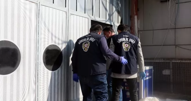 3 katlı sahte deterjan üretim tesisinde şaşırtan sistem
