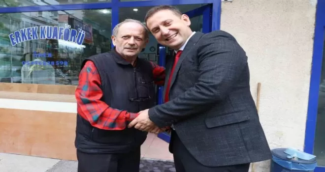 55 yıldır berberlik yapıyor
