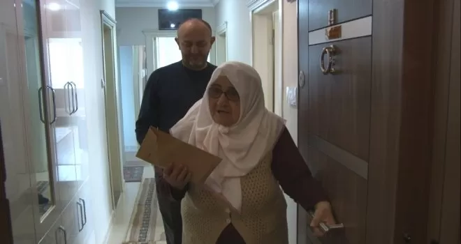 77 yaşındaki Hatice nineden duygulandıran bağış
