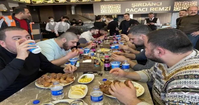 8 dakikada 10 şırdanı yedi çeyrek altını kaptı
