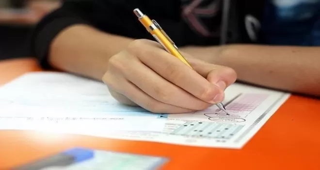 “8. ve 12. sınıfların okula gelmesi sağlanmalı“
