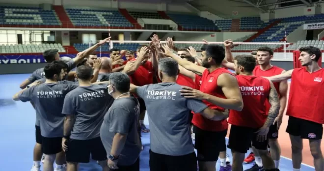 A Milli Erkek Voleybol Takımı, İstanbul’da kampa girdi
