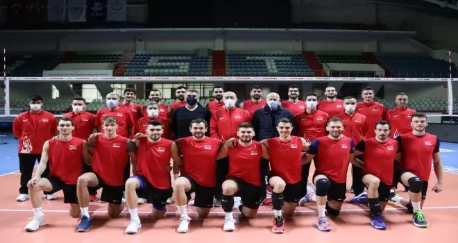 A Milli Erkek Voleybol Takımı kampa girdi
