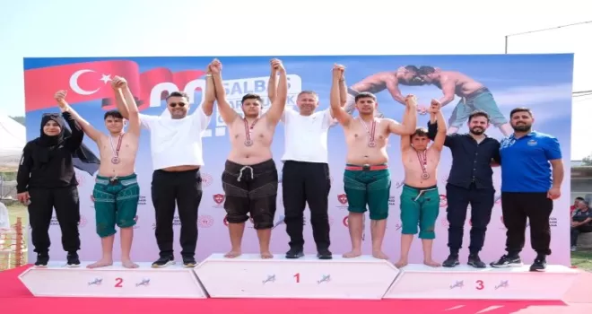 Adana’da Salbaş Karakucak Güreşleri coşkusu