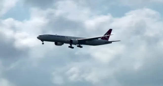Afganistan’dan tahliye edilen 22 Türk vatandaşı İstanbul’a getirildi
