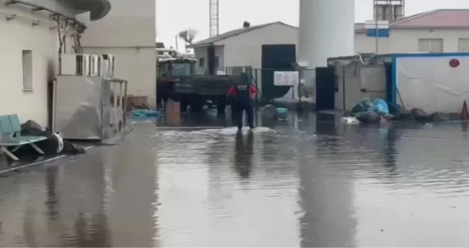 Ağrı’da su taşkınlarına müdahale