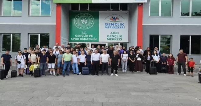 Ağrı Gençlik Merkezi’nden gençlere kamp yolculuğu
