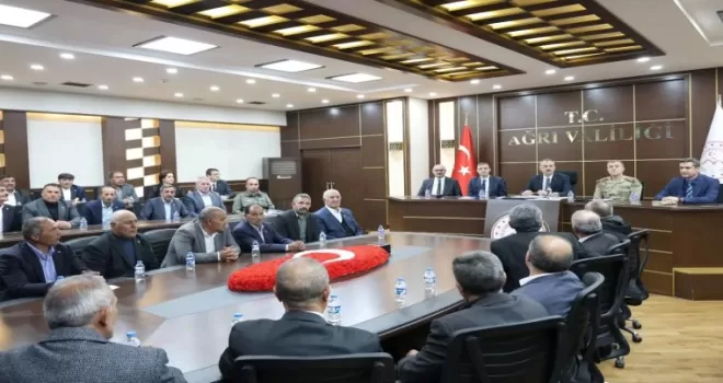 Ağrı Vali Bozkurt’tan köylere koordinasyon