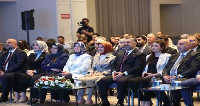 “Ailenin Korunması ve Güçlendirilmesine İlişkin İş Birliği’ protokolü imzalandı
