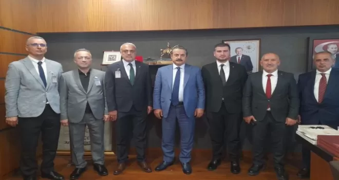 AK Parti Artvin İl Başkanlığı’ndan Milletvekili Çelik’e ziyaret