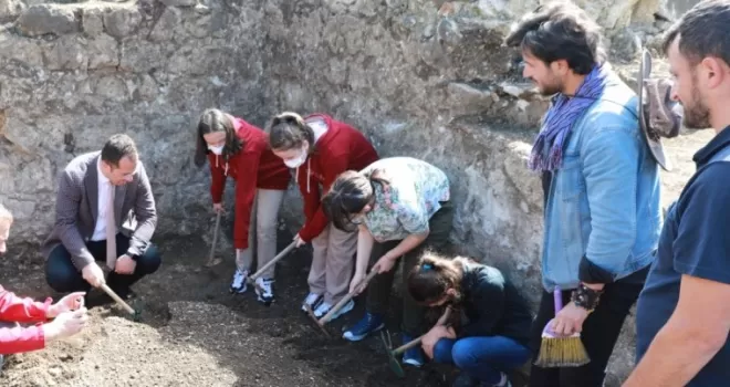 Akçakale'de kazı çalışması