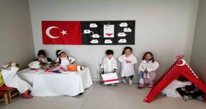 Akdere Bilim Sanat Merkezi minikleri ağırladı
