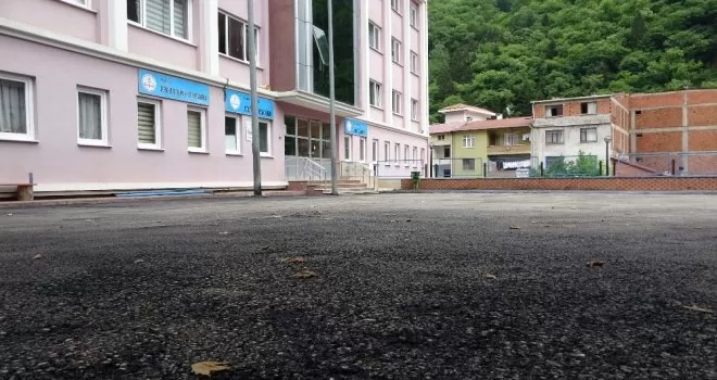 Okul bahçelerine asfalt dökmeyin! 