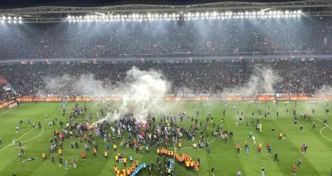 Akyazı'nın zemini yenileniyor