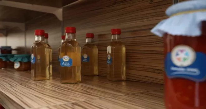 Akyurt’un hamarat kadınları üretiyor
