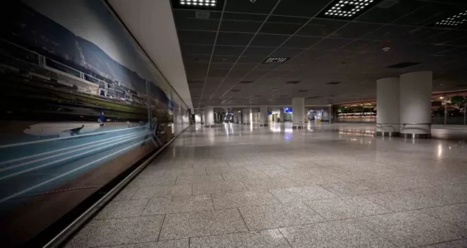Alman havalimanlarında grev: 295 bin yolcu etkilendi
