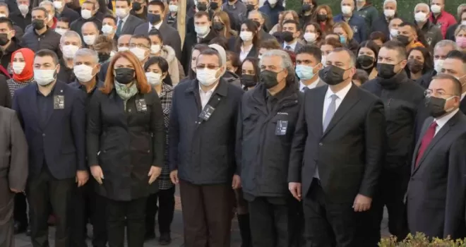 Alper Taşdelen: “Atamızı rahmetle, saygıyla ve özlemle anıyorum”
