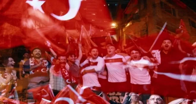 Altı Üstü İstanbul’dan A Millilere destek