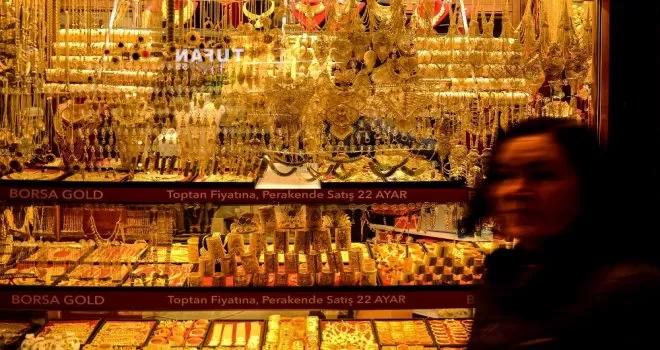 Altında sert düşüş
