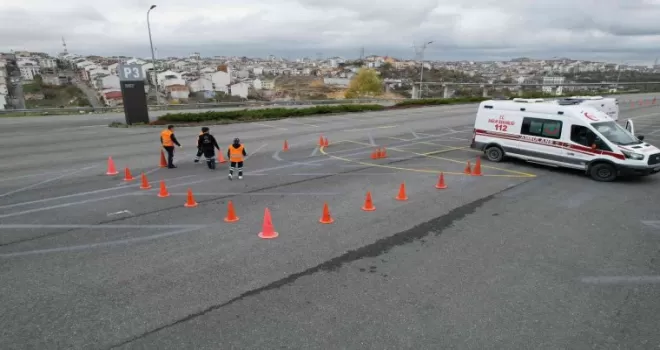 Ambulans sürücülerinin eğitimi nefes kesti
