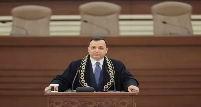 Anayasa Mahkemesi’nin yeni üyesi Kenan Yaşar görevine başladı
