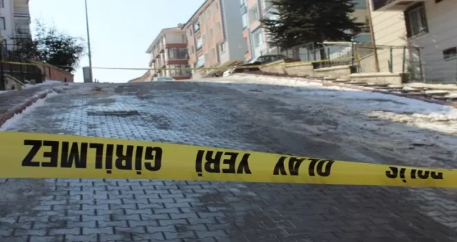 Ankara’da bir kadın sokak ortasında vurularak hayatını kaybetti
