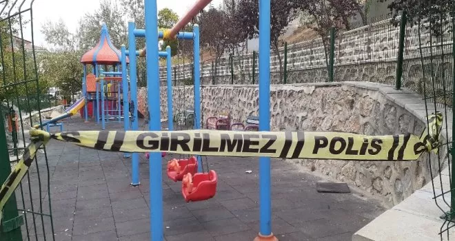 Ankara’da bir kişi eşini parkta oynayan çocuğunun gözü önünde silahla vurdu
