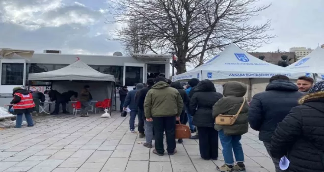 Ankara’da vatandaşlar kan merkezlerine akın etti
