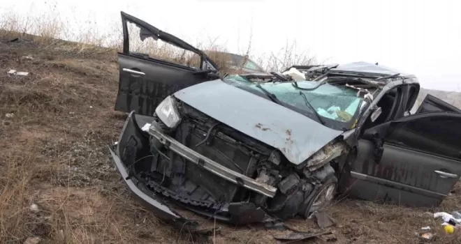 Ankara’da virajı alamayan araç takla attı: 1 ölü, 1 ağır yaralı
