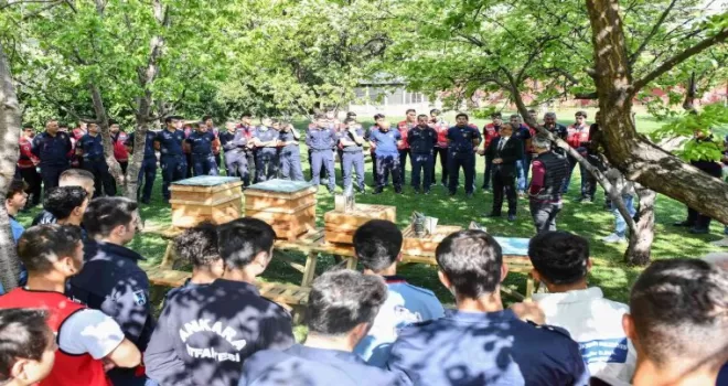 Ankara İtfaiyesi “Arı Timi” kurdu
