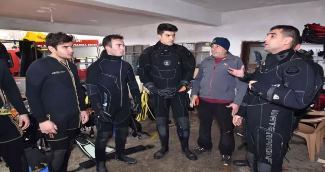 Ankara İtfaiyesi yeni dalgıçlar yetiştiriyor
