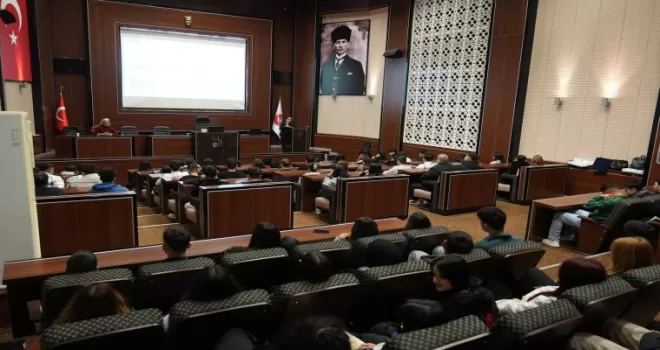 Ankara Keçiören’de stajyer öğrencilere sağlık eğitimi
