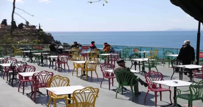 Antalya Büyükşehir sosyal tesisleri bayramda hizmette