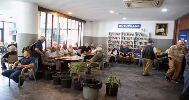Antalya’da emekli kahveleri yoğun ilgi görüyor