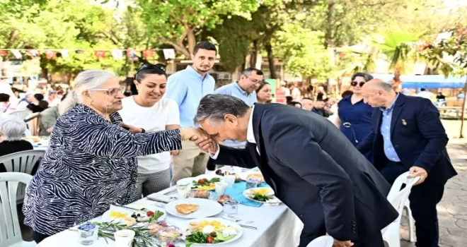 Antalya’da ‘Vatan sağ olsun’ diyen anneler unutulmadı