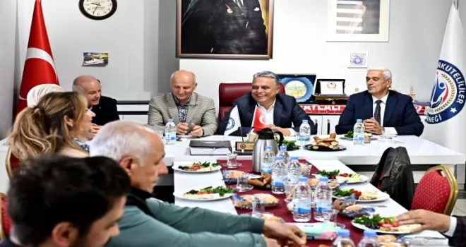 Antalya Muratpaşa’da ’Korkuteli’lilerden tarhana ikramı