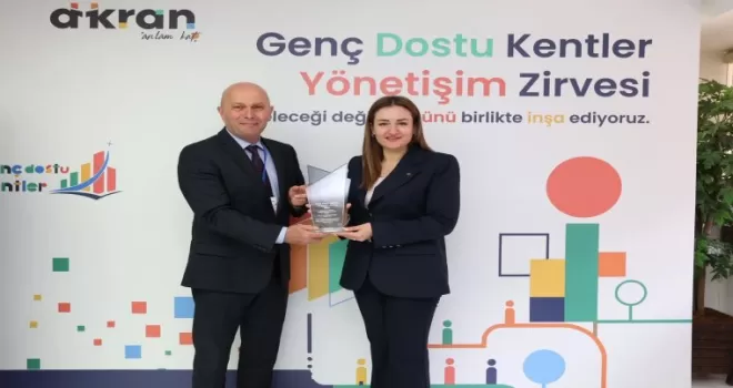 Antalya’ya ‘Genç Dostu Kent’ ödülü