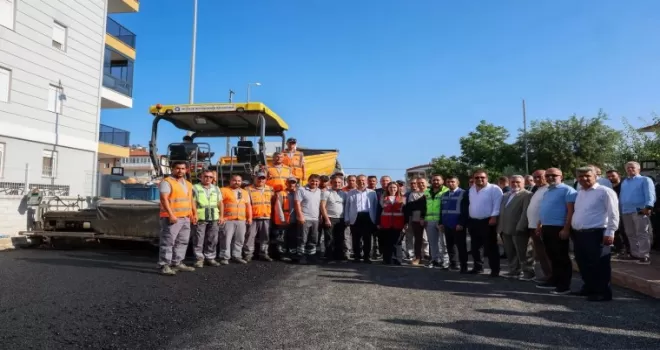 Antalya Yeniköy’de asfalt çalışmaları başladı