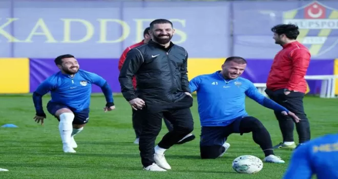 Arda Turan’a “Türk Futboluna Katkı“ ödülü
