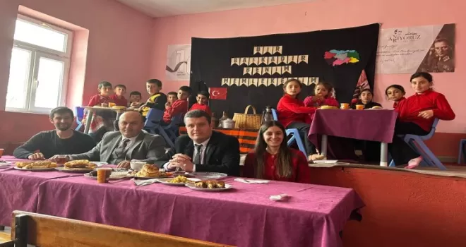 Ardanuç’un tek köy ilkokulunda ’yerli’ coşku