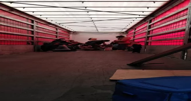 Arnavutköy’de göçmen kaçakçılığı operasyonu

