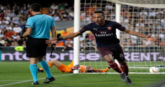 Arsenal’de Aubameyang kadro dışı bırakıldı
