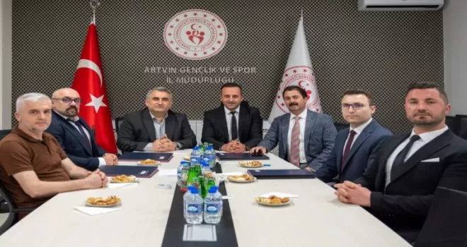 Artvin’de ’Aktif Yaş Alma ve Su Cimnastiği Projesi’ hayata geçirildi